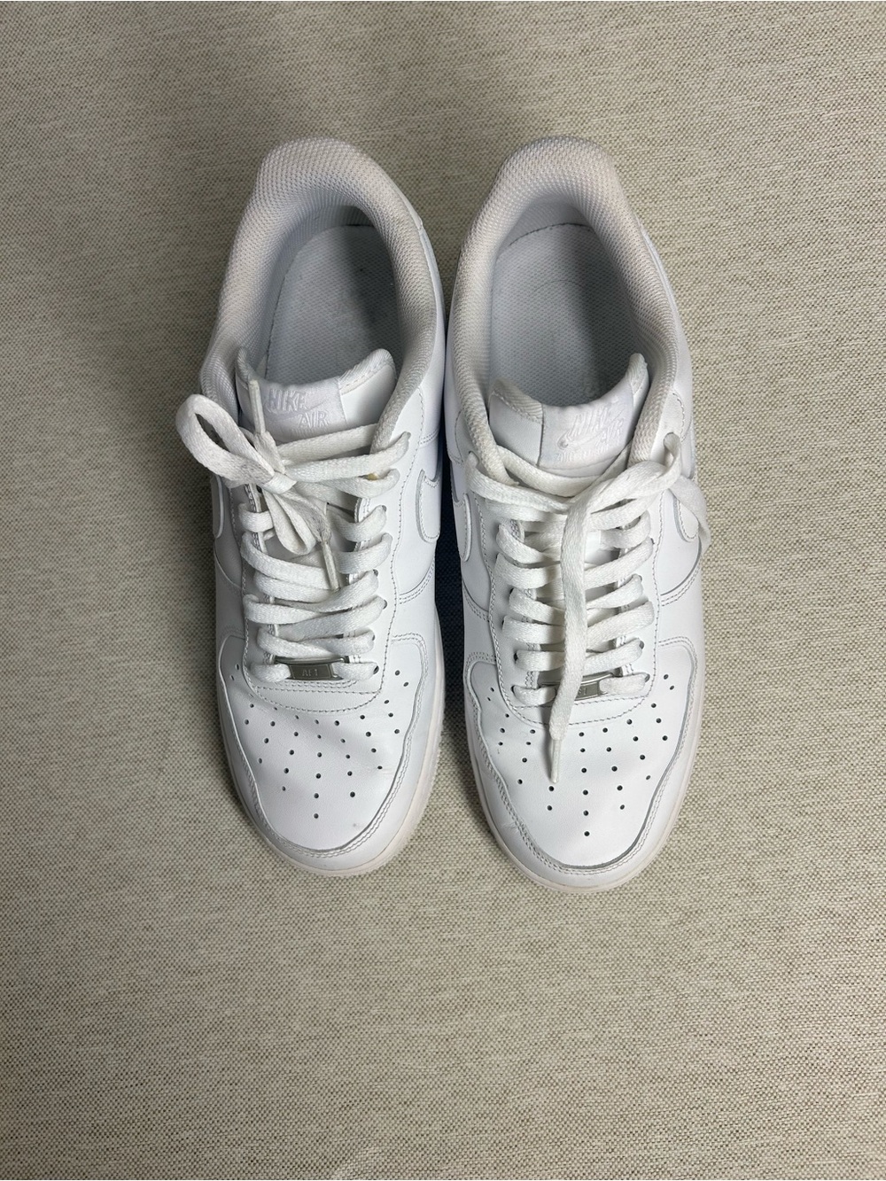 Nike Men’s White Low-Top Leather Sneakers